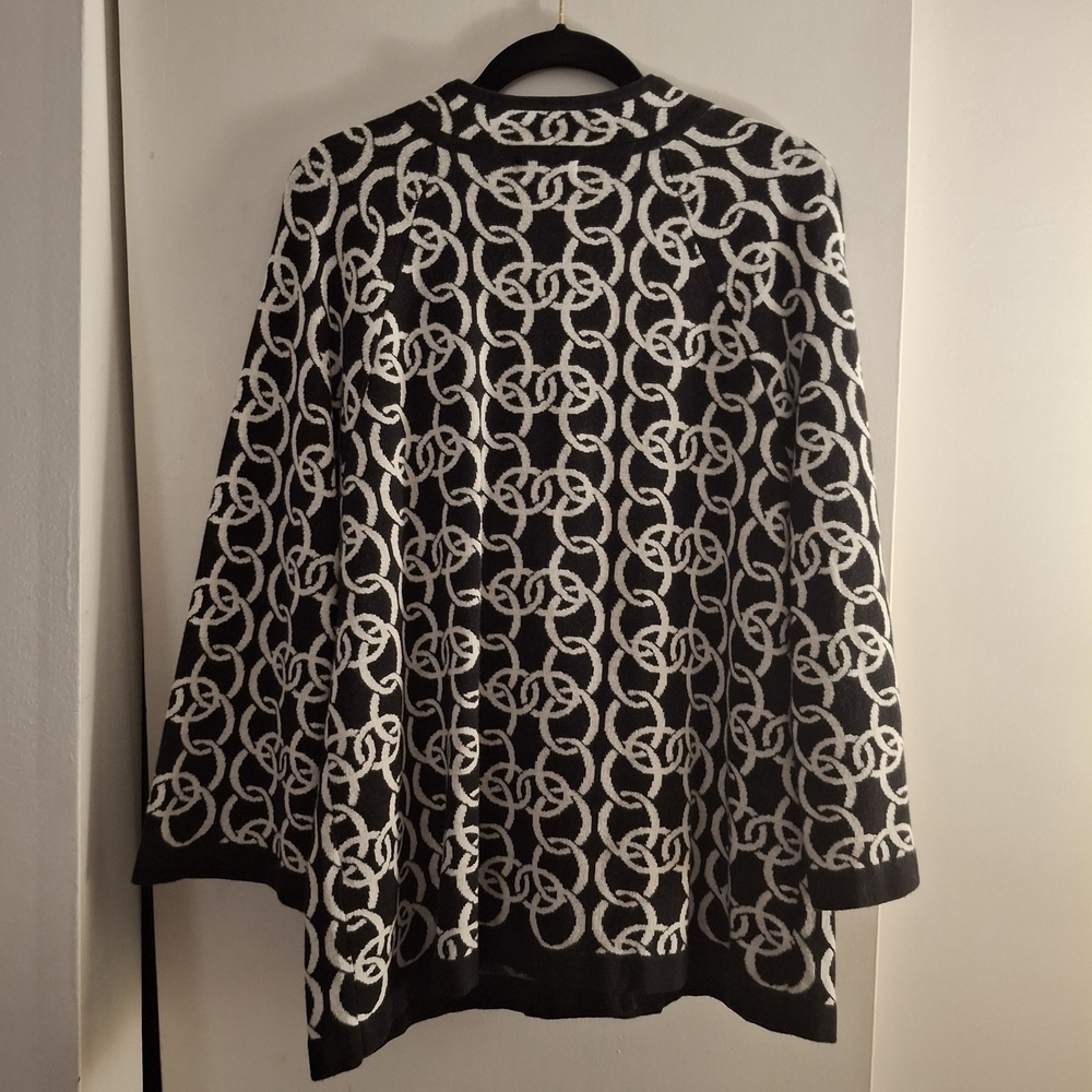 Christopher & Banks Women's Monochrome Knit Cardigan - Picture 2 of 10